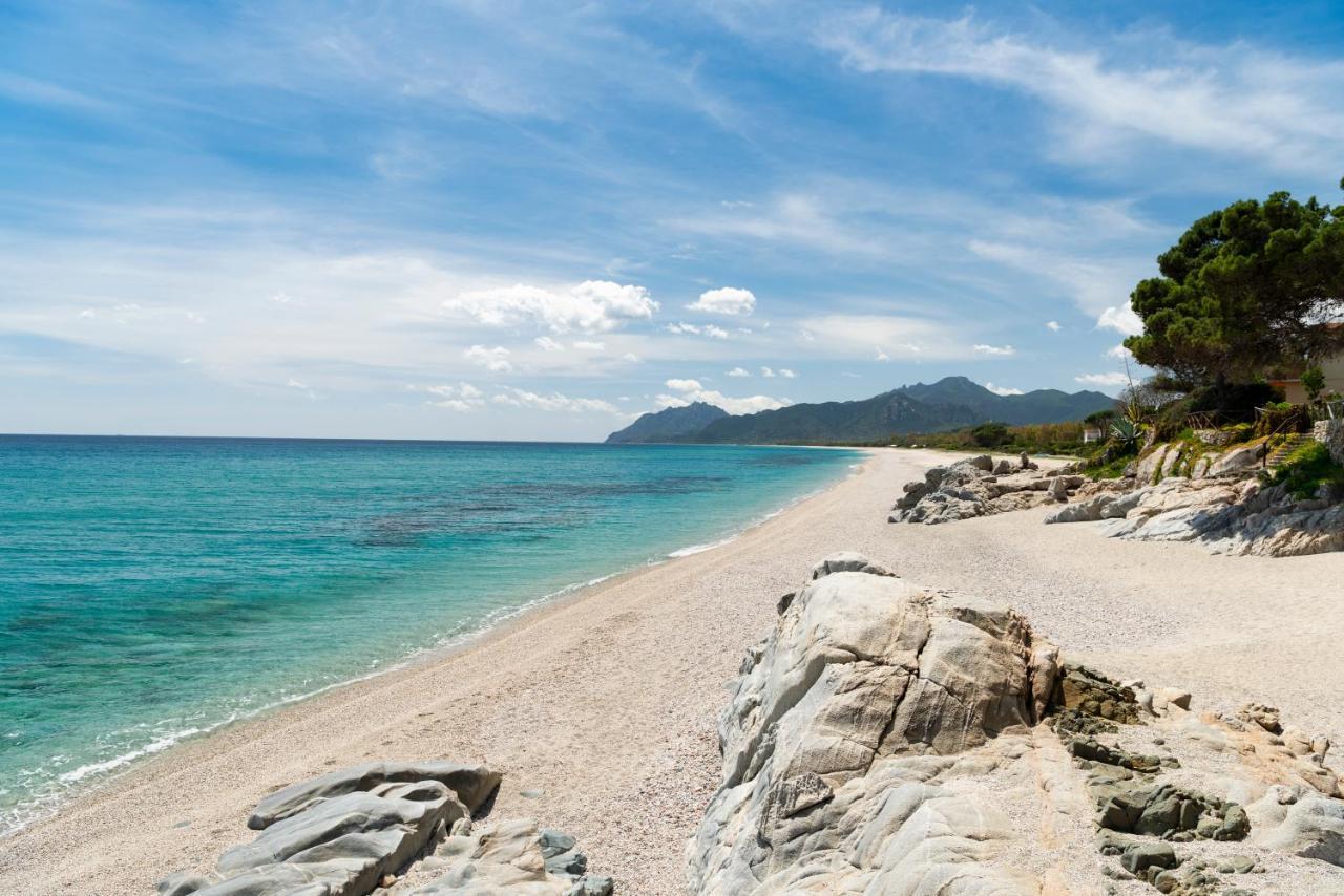 Casa Vacanze Il Mirto 巴里萨尔多 外观 照片