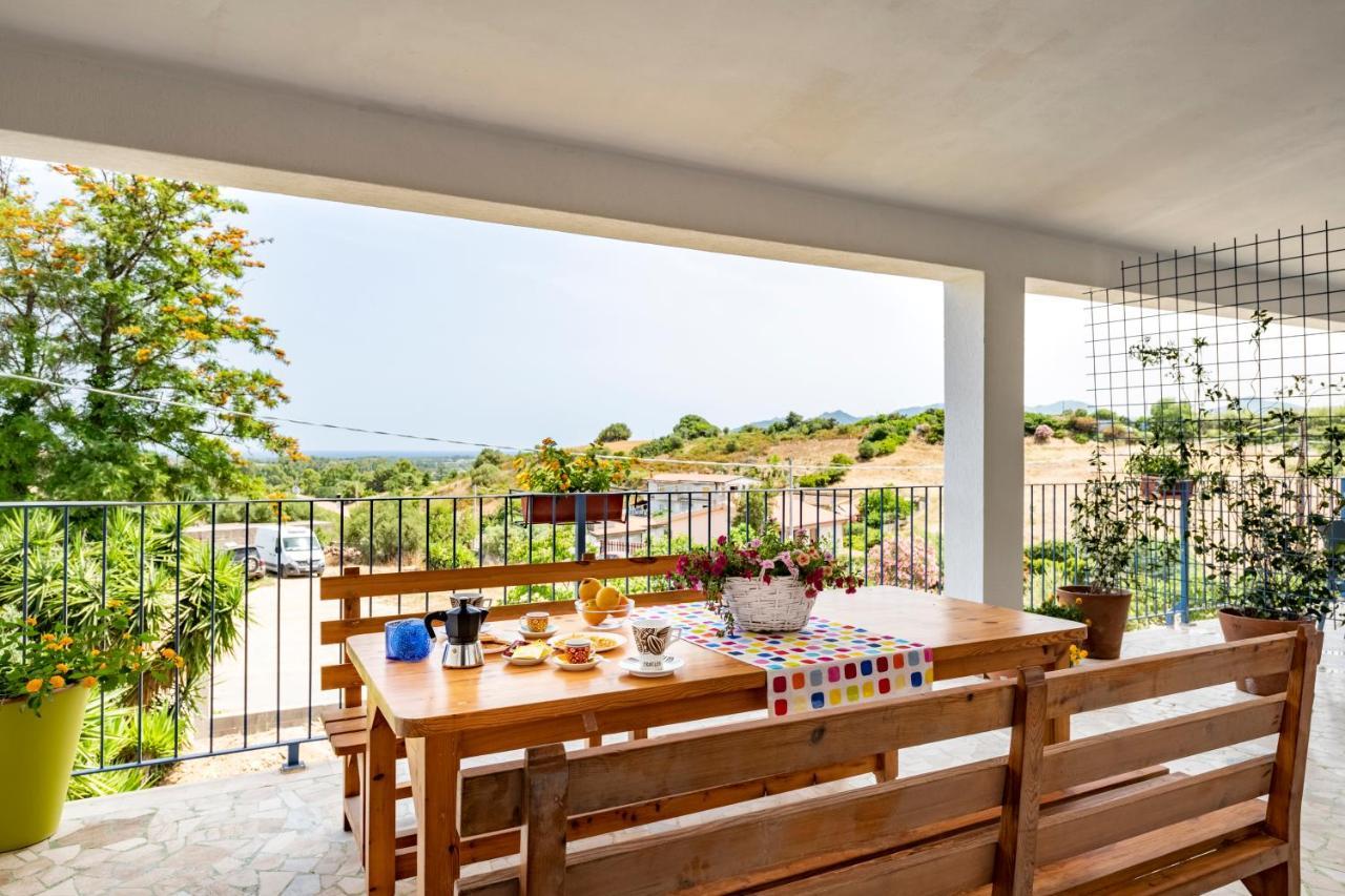 Casa Vacanze Il Mirto 巴里萨尔多 外观 照片